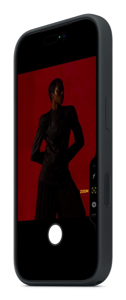 IPHONE 17 PRO SILICONE CASE BLACK MGFK4ZM/A thumbnail