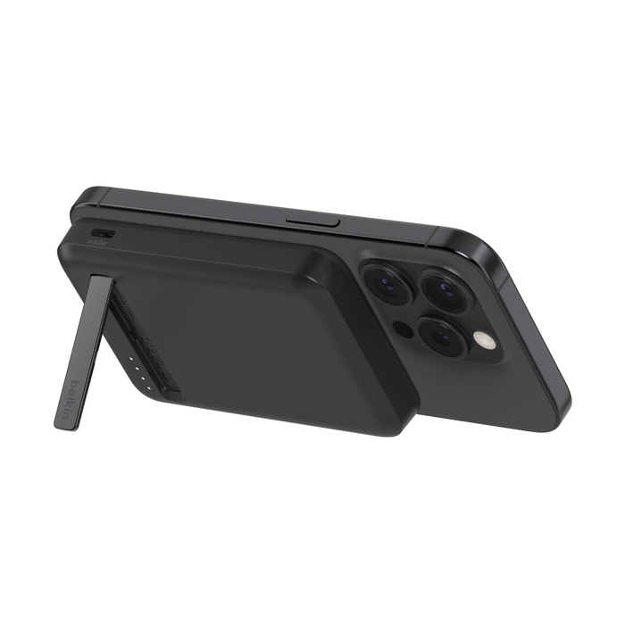 5K QI2 MAGSAFE COMPPOWERBANK W STAND thumbnail