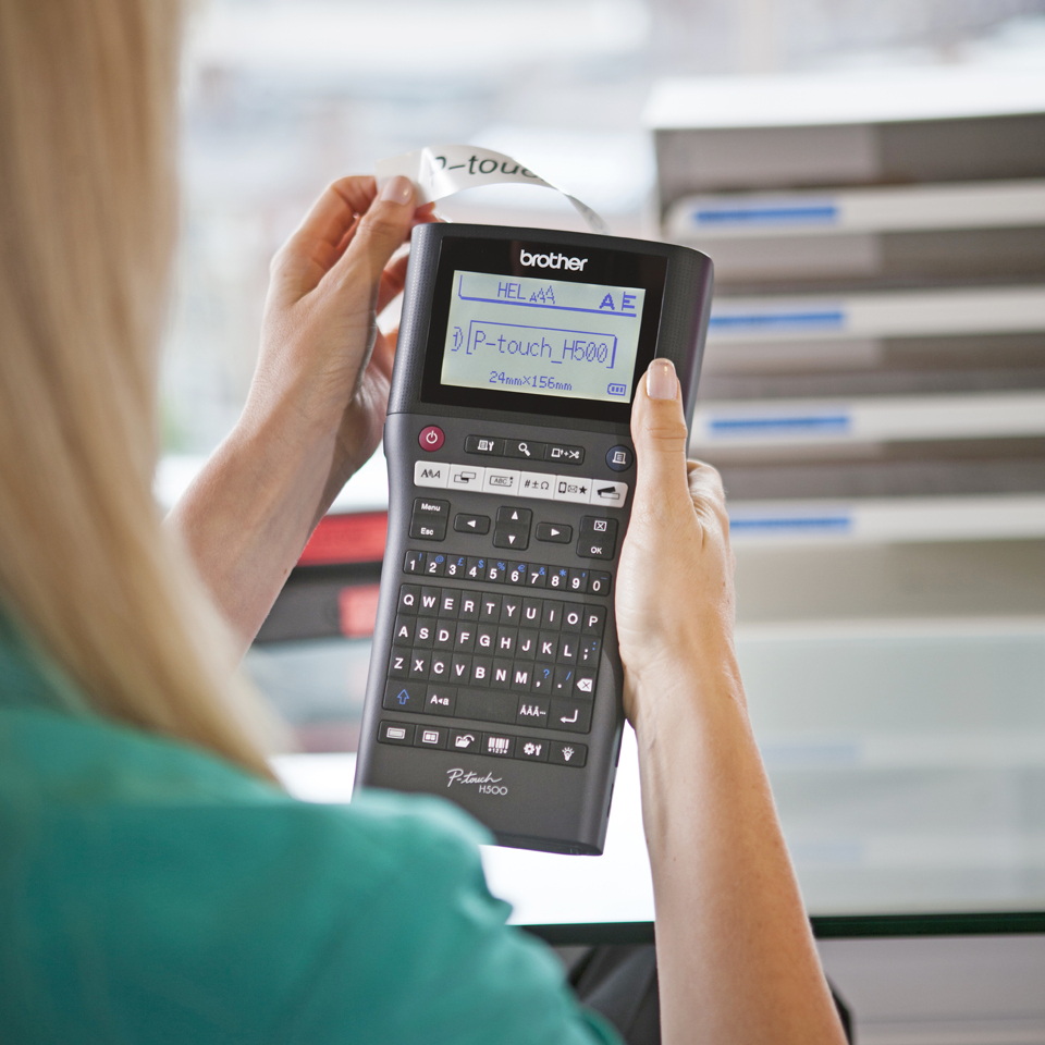 PT-H500 PROFESSIONAL HANDHELD LABELL thumbnail