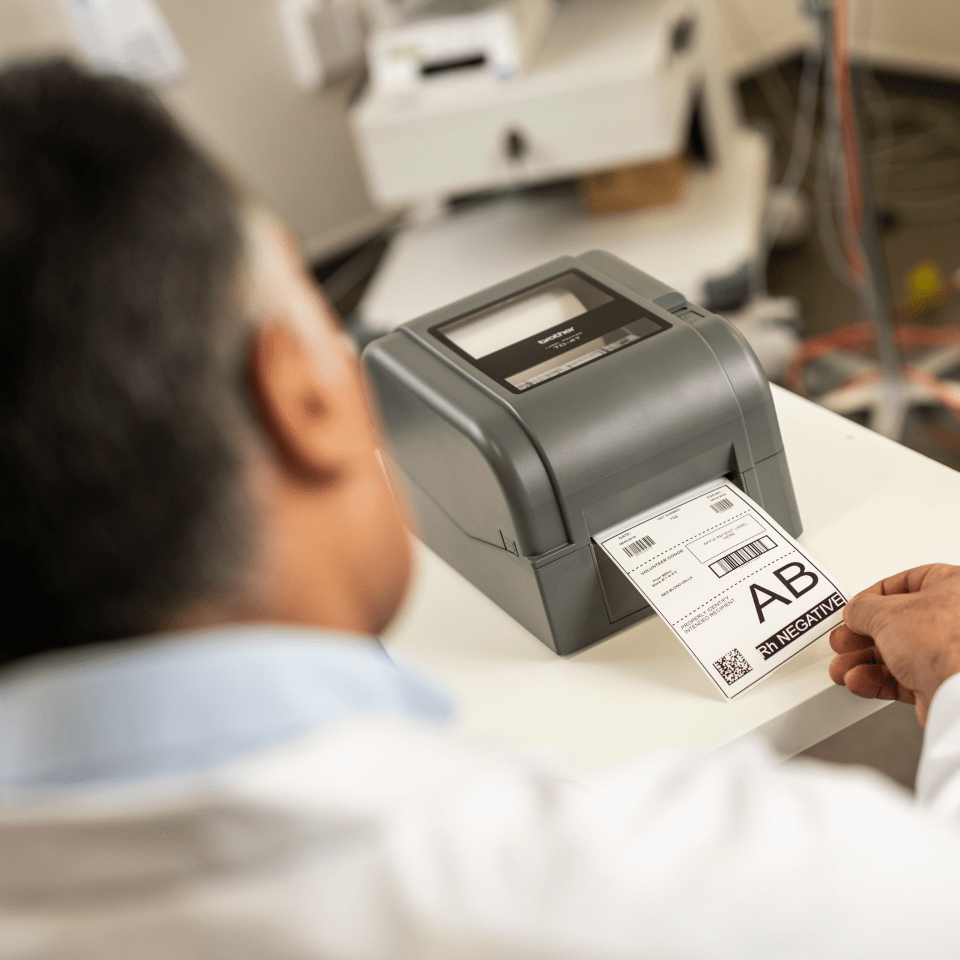 4-inch thermal transfer printer delivering detailed 300dpi labels for business-critical workflows. 300dpi  Thermal Transfer thumbnail