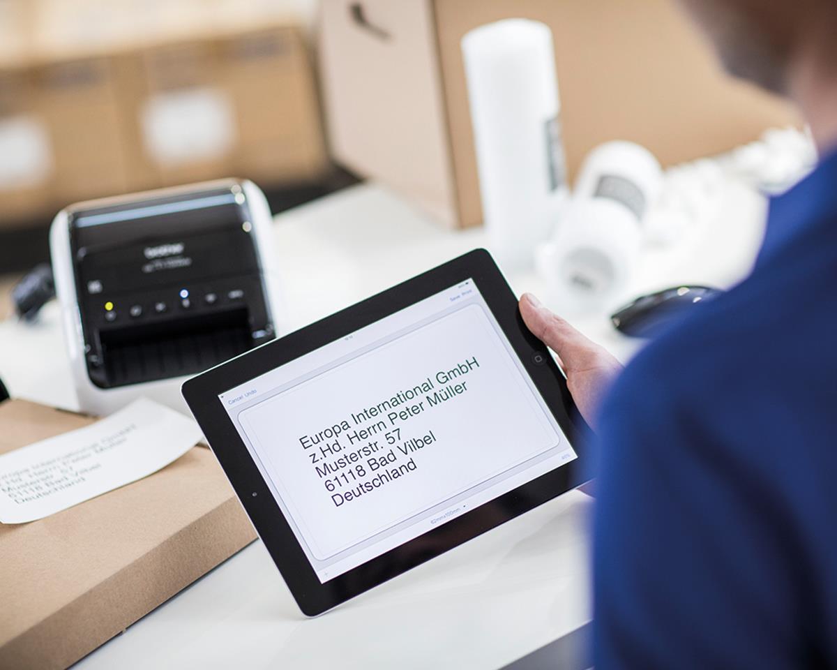 QL-1110NWBC Desktop Label Printer thumbnail