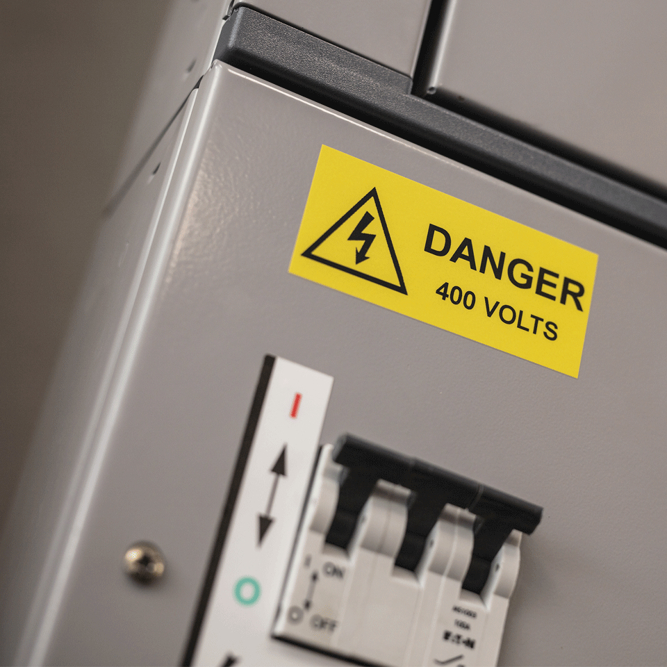 PT-E560BTVP Pro Handheld Electrician Labelling Machine thumbnail