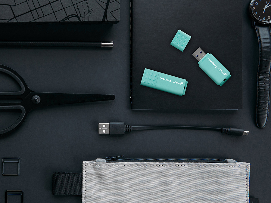 EU Product - Ume3 Us Flsh Drive 32 G thumbnail