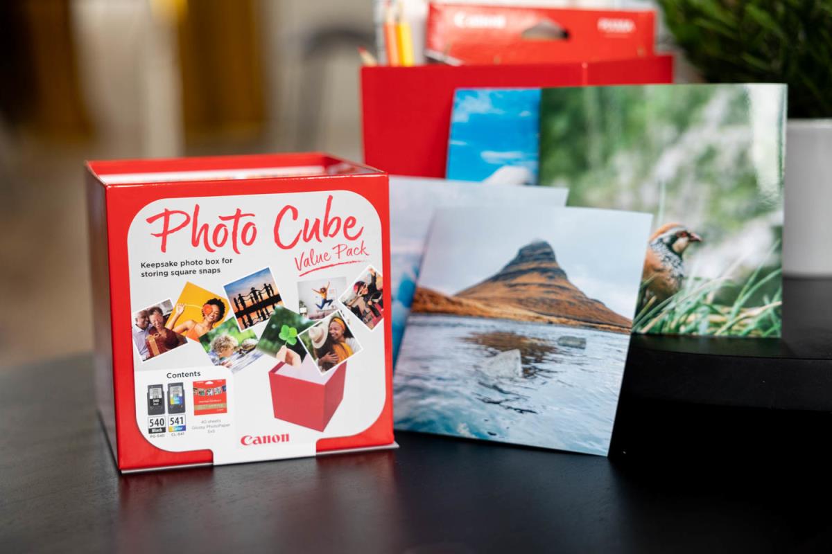 PG-560/CL-561 PHOTO CUBE VALUE PACK thumbnail