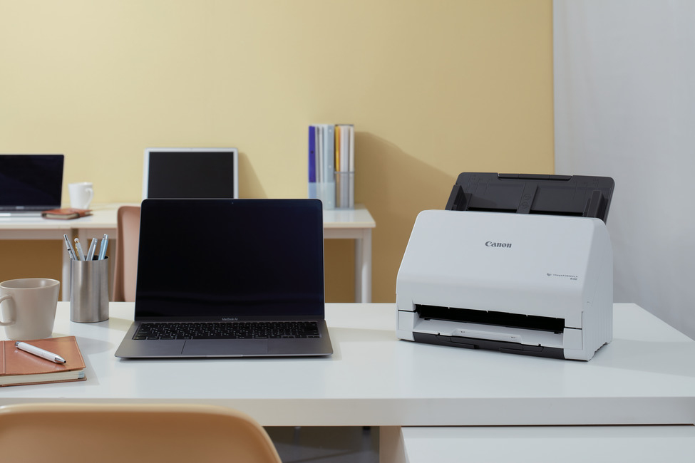 imageFORMULA R30 - Document scanner - Contact Image Sensor (CIS) - Duplex - A4 - 600 dpi - up to 25 ppm (mono) / up to 9 ppm (colour) - ADF (60 sheets) - USB 2.0 thumbnail