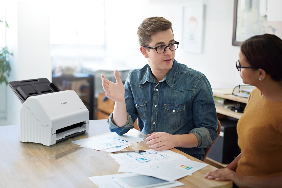 imageFORMULA R30 - Document scanner - Contact Image Sensor (CIS) - Duplex - A4 - 600 dpi - up to 25 ppm (mono) / up to 9 ppm (colour) - ADF (60 sheets) - USB 2.0 thumbnail