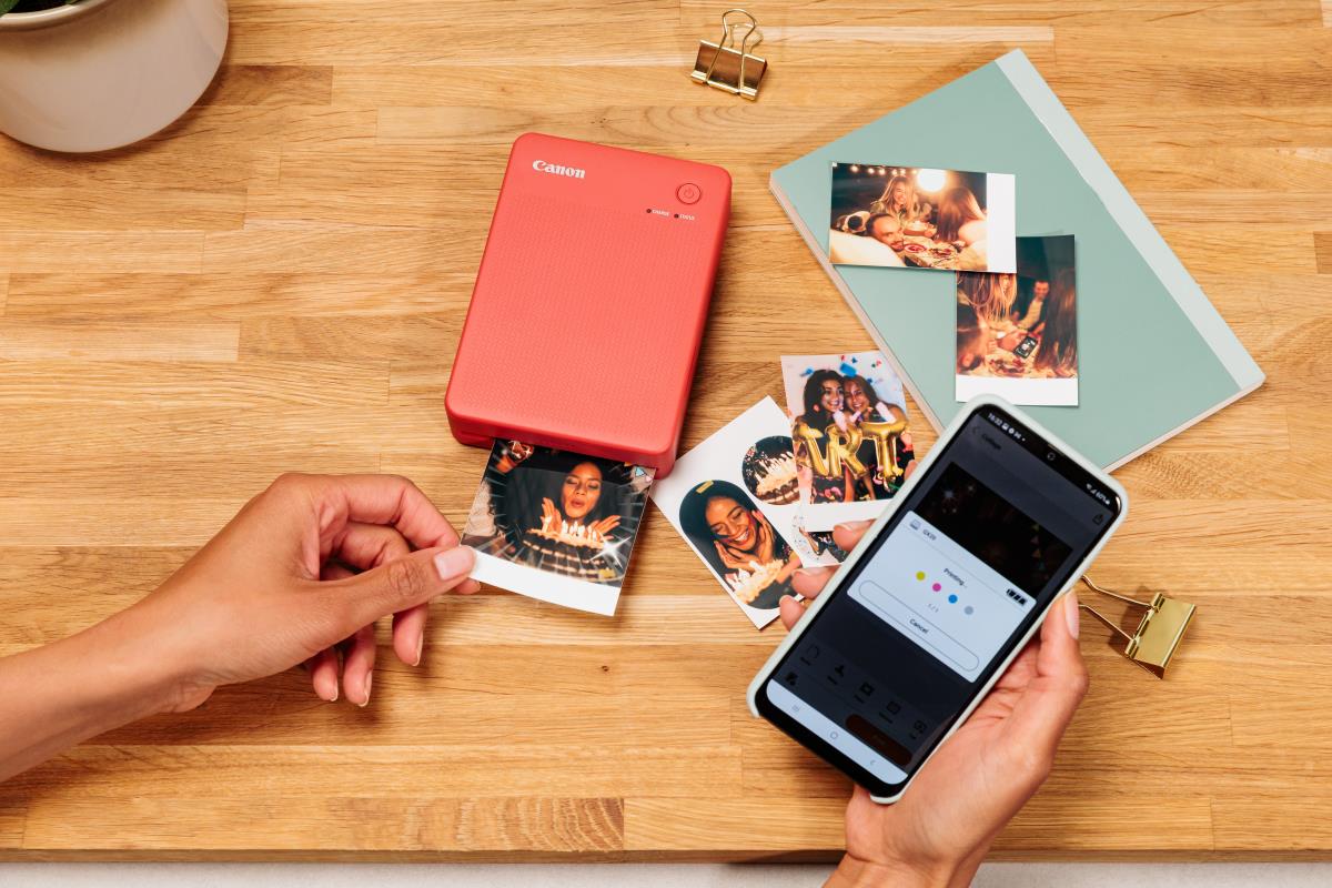 SELPHY QX20 - Printer - colour - dye sublimation - 72 x 85 mm up to 0.66 min/page (colour) - capacity: 10 sheets - Wi-Fi(g) - dark grey thumbnail