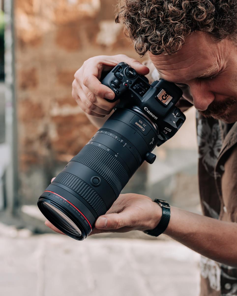RF 24-105mm F2.8L IS USM Z Lens - Black thumbnail