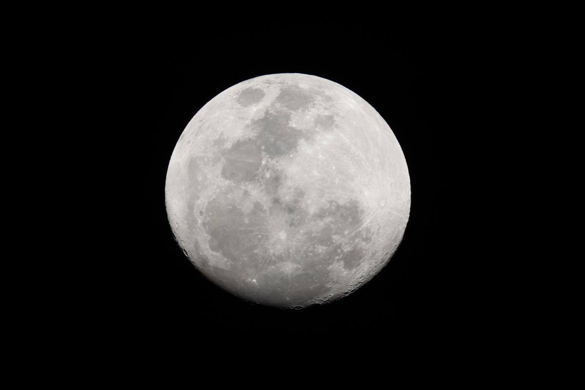 RF 200-800mm F6.3-9 IS USM Lens - Black thumbnail