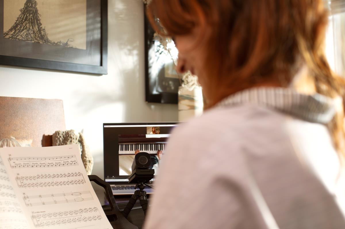 EU Product - 965 4K Sreming Wecm thumbnail