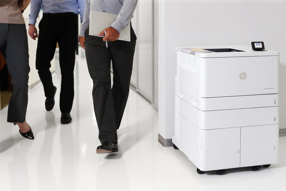 Color LaserJet Enterprise M751dn thumbnail
