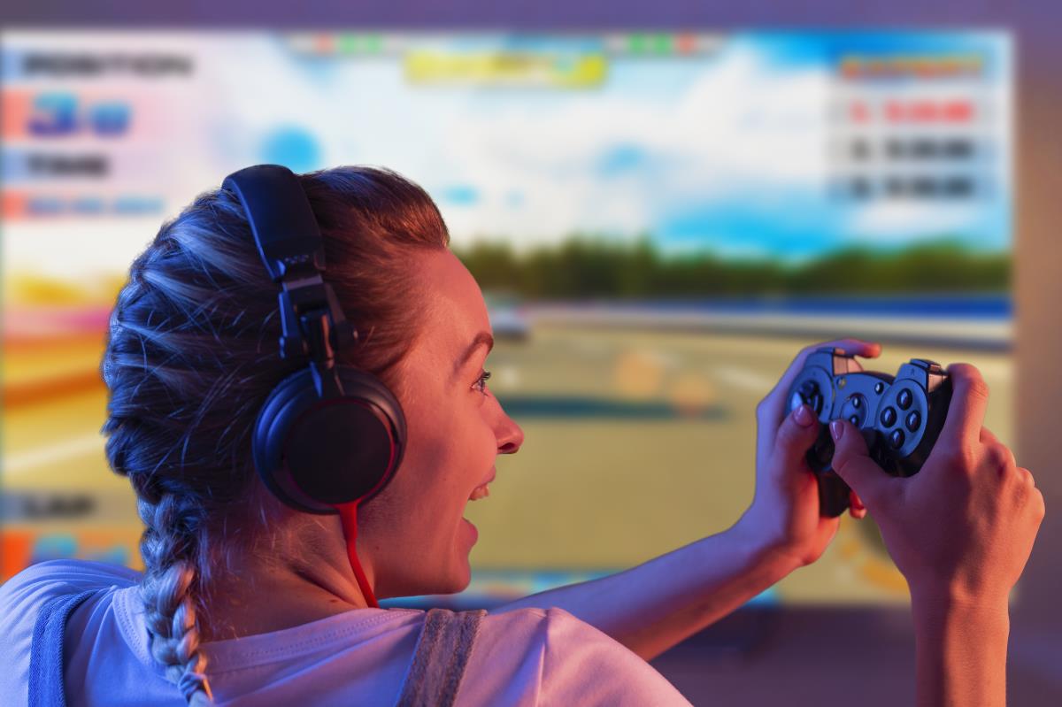 EH-LS11000W Projector thumbnail