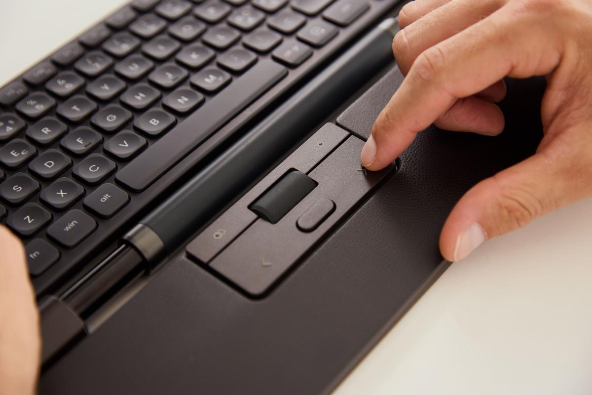 Contour RollerMouse Pro Wireless; Slim Wrist rest; Vegan leather thumbnail
