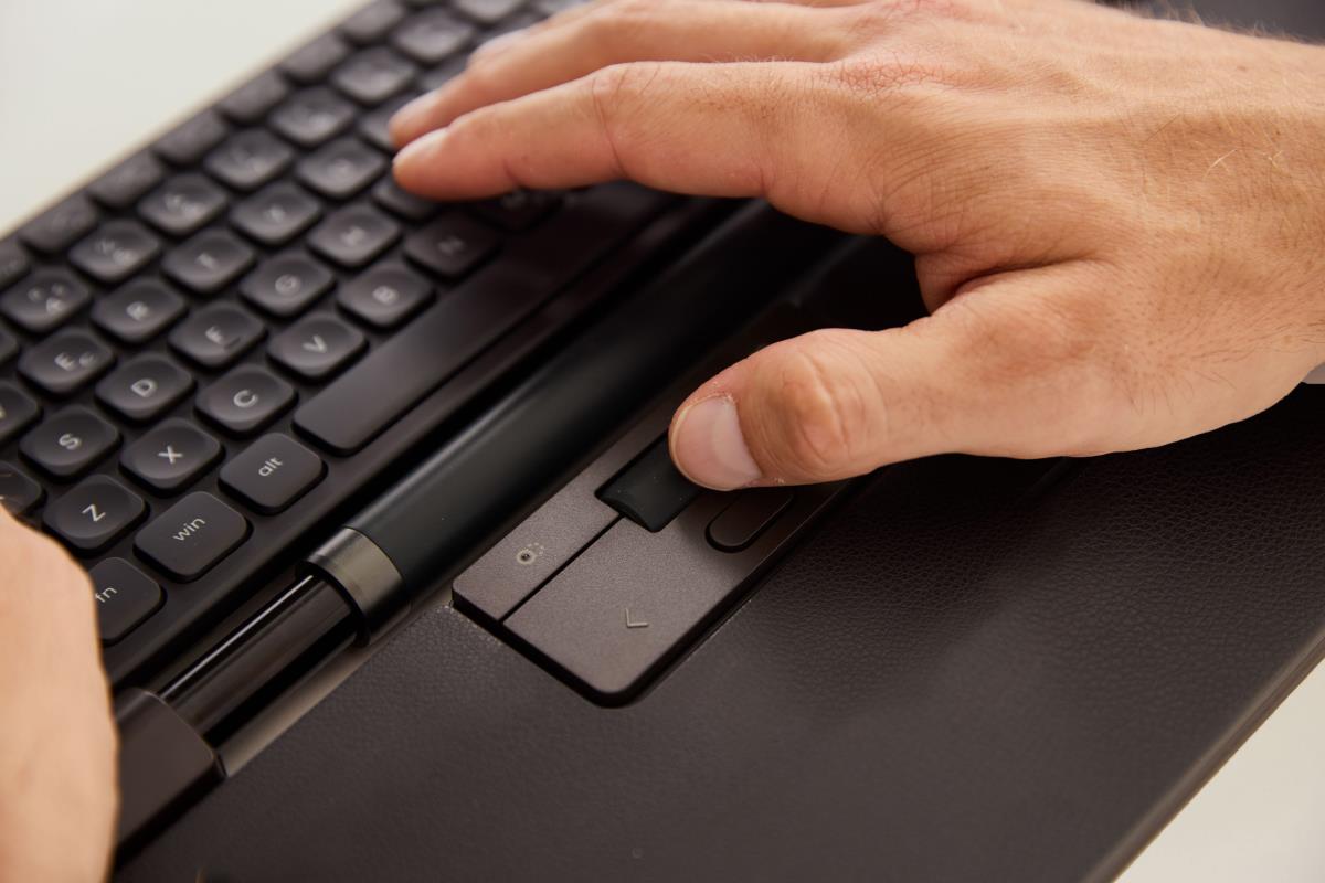 Contour RollerMouse Pro Wireless; Regular Wrist rest; Vegan leather thumbnail