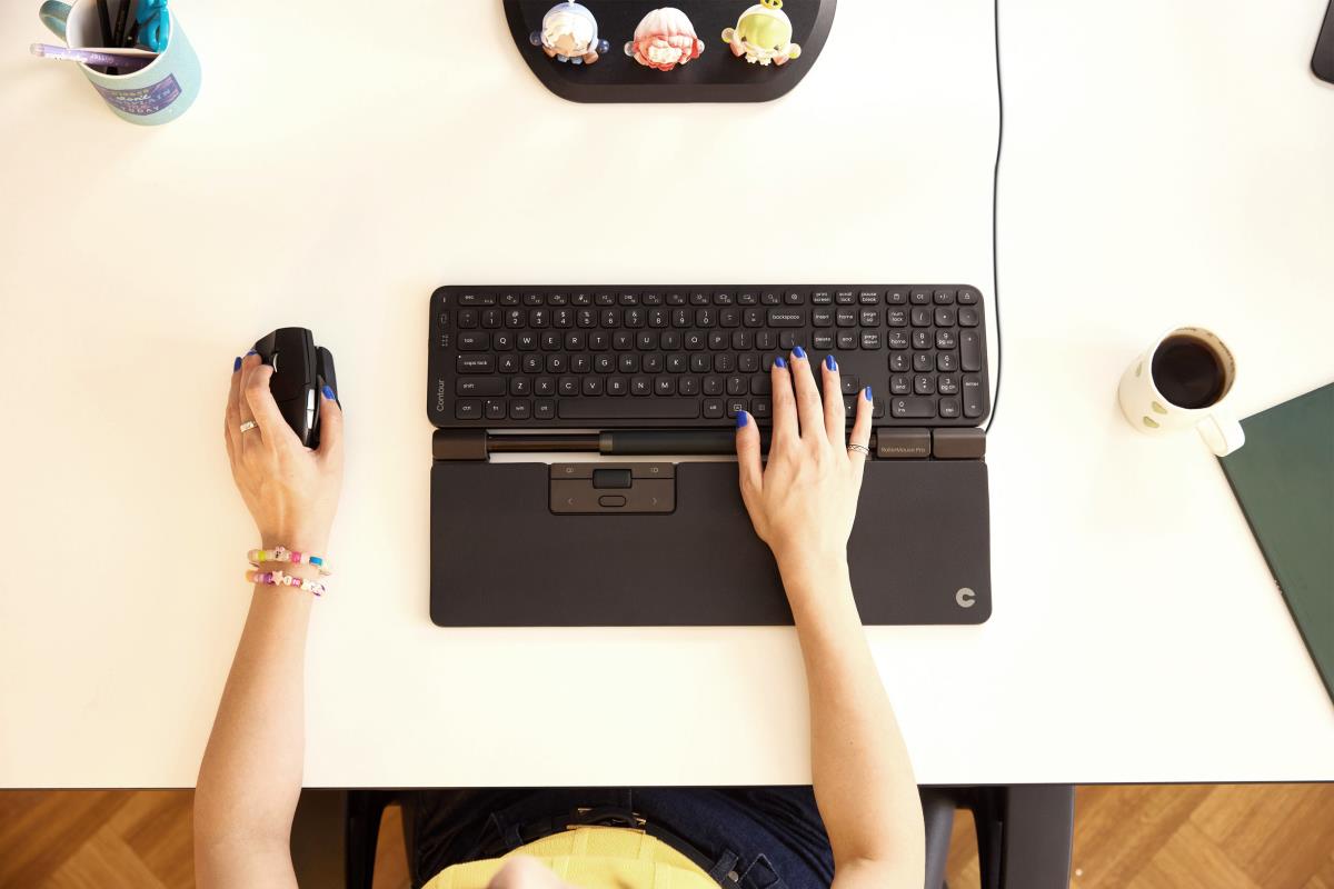 Contour RollerMouse Pro Wired; Extended Wrist rest; Vegan leather thumbnail