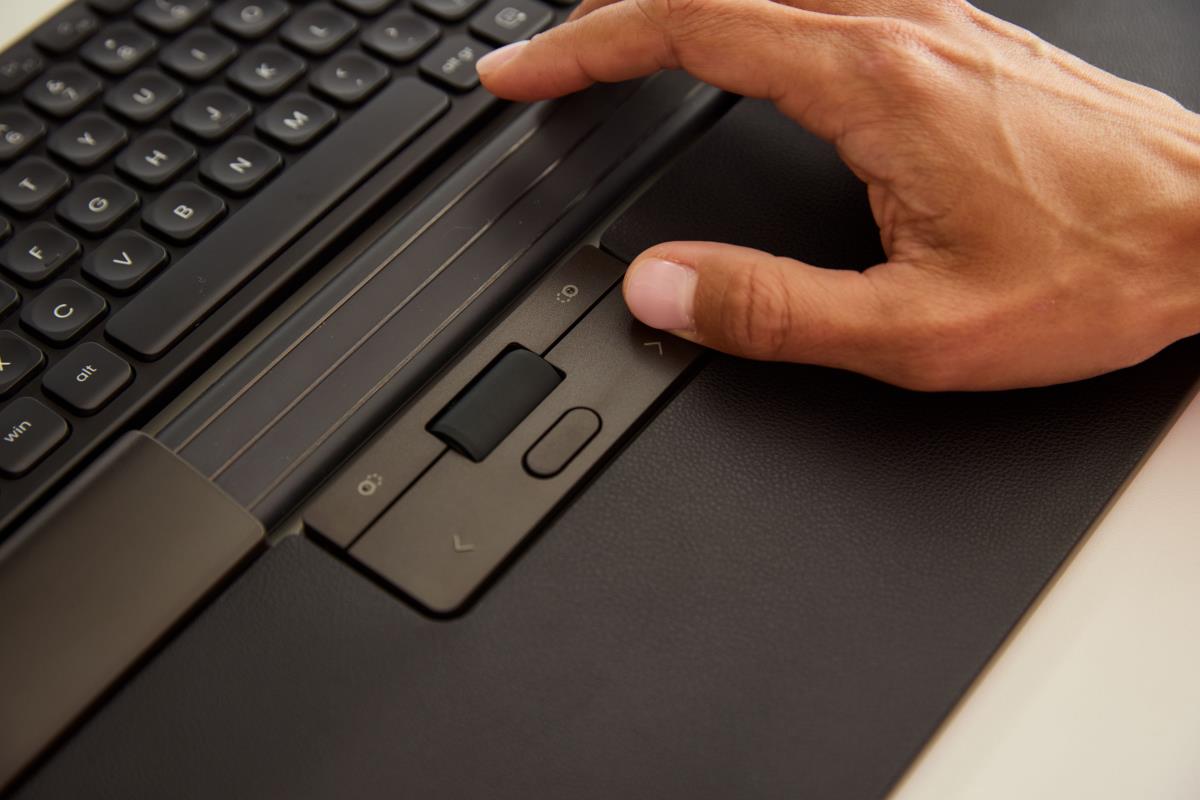 Contour SliderMouse Pro Wireless; Extended Wrist rest; Vegan leather thumbnail