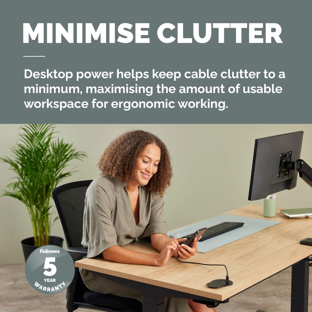 Power Spot with 1 x Power Socket and 1 USB C Black thumbnail