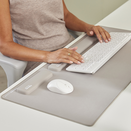 Breyta  Keyboard Wrist Rest Sand thumbnail