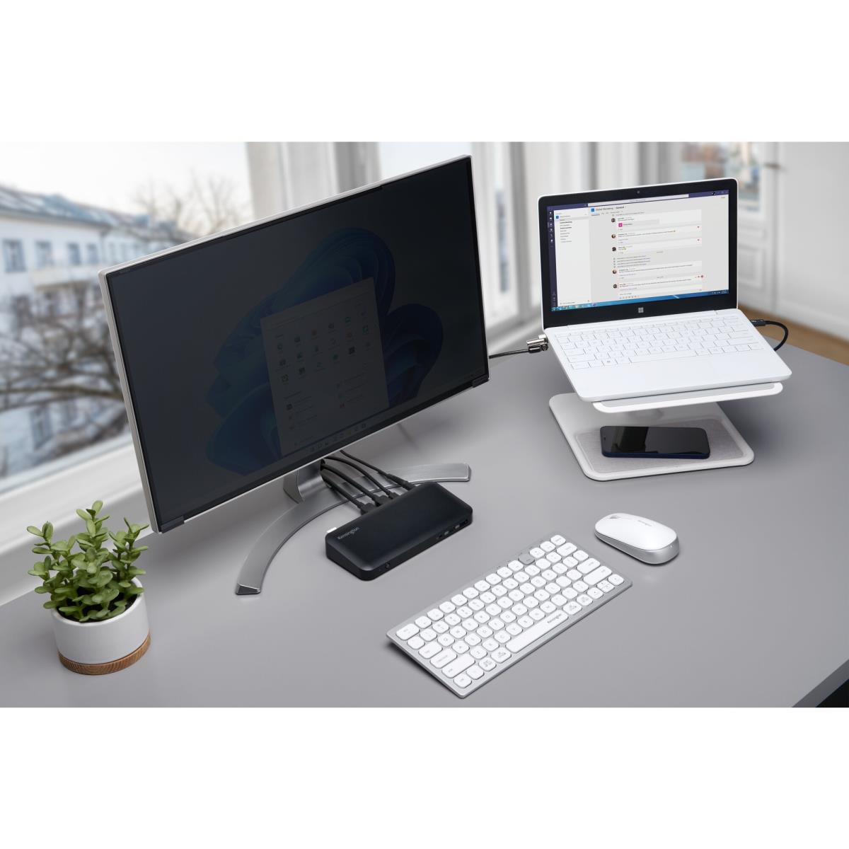 MagPro Magnetic Privacy 23 16:9 Monitors thumbnail