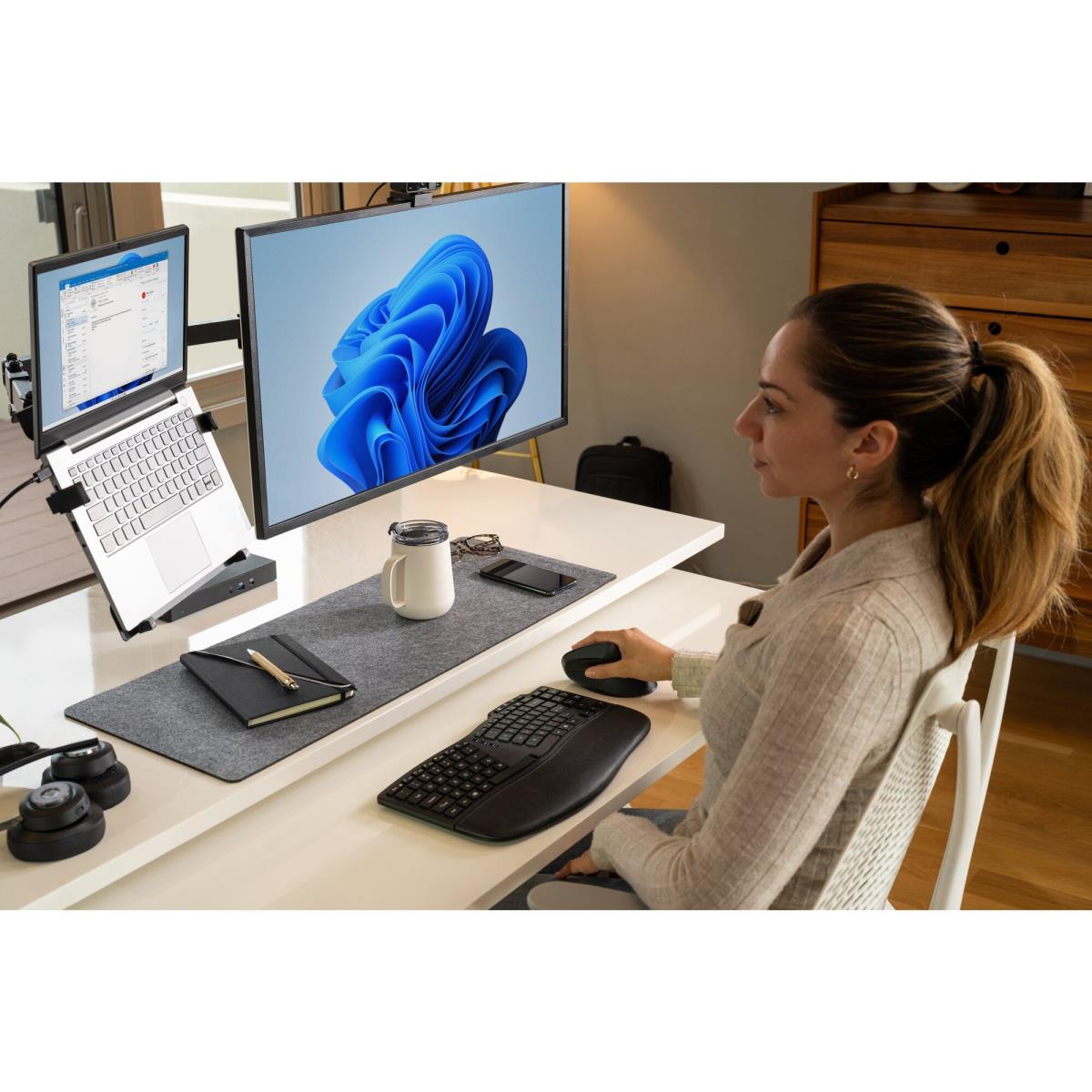 SMARTFIT ERGO DUAL MONITOR ARM thumbnail