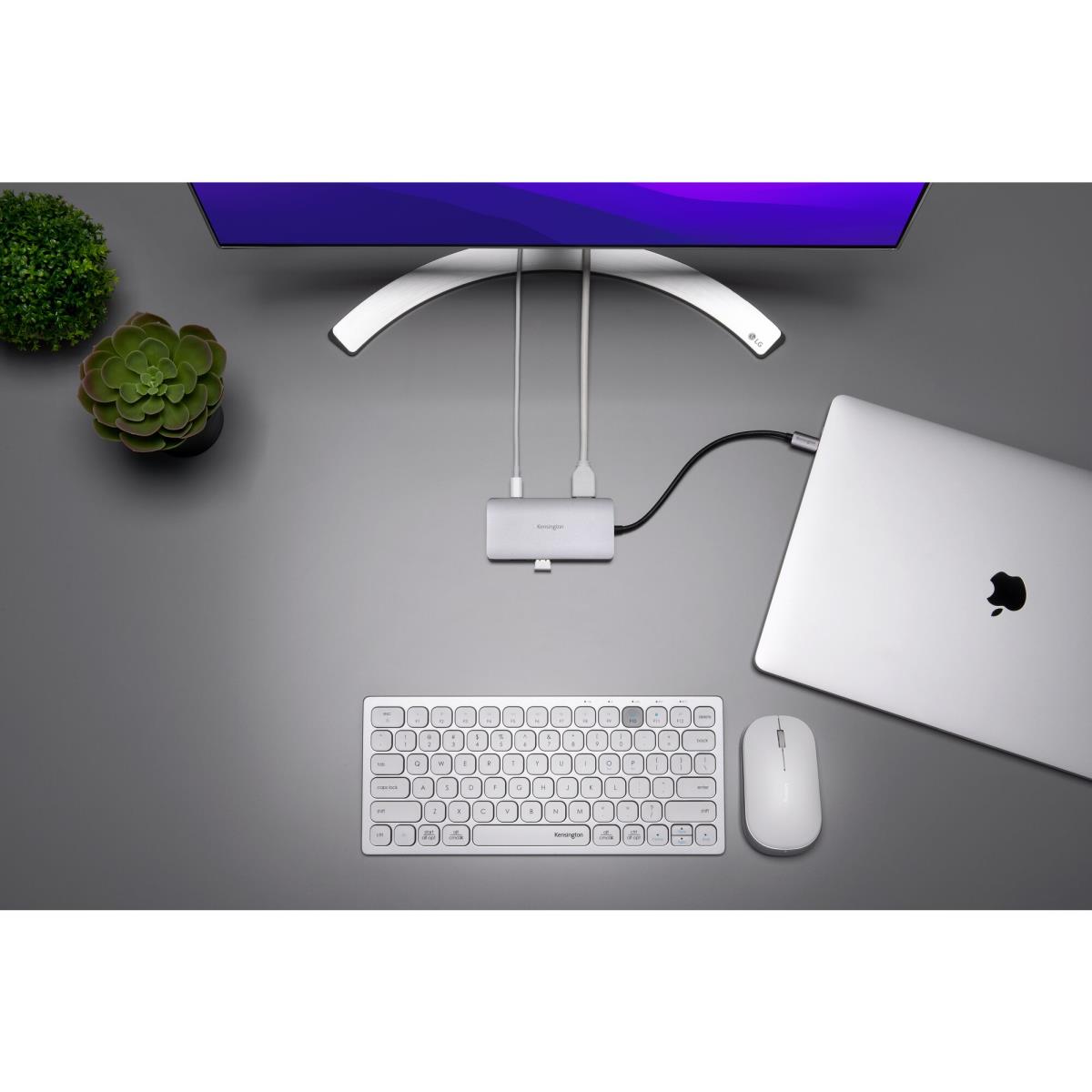UH1400p USB-C Mobile Hub thumbnail