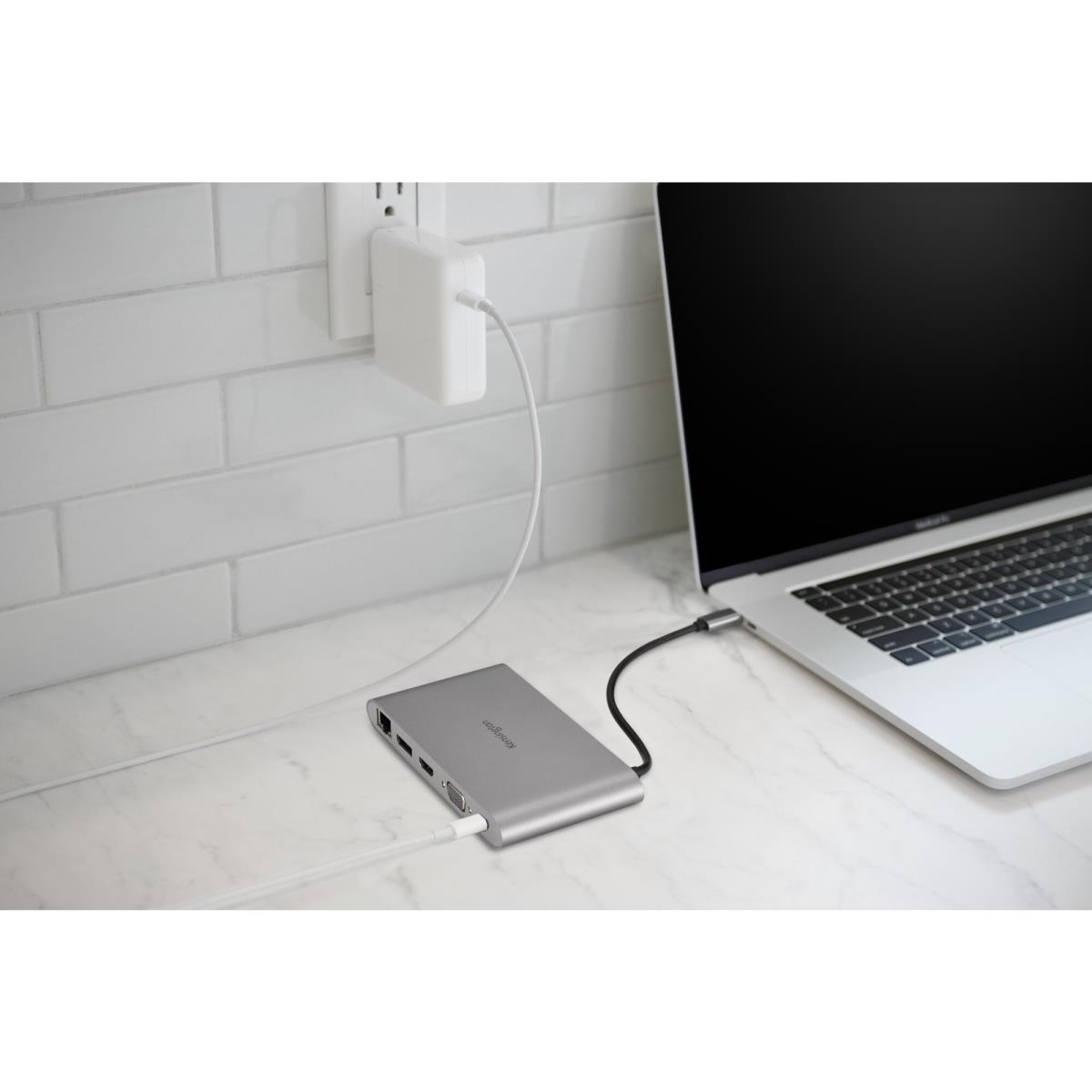 UH1440P USB-C MOBILE DOCK thumbnail