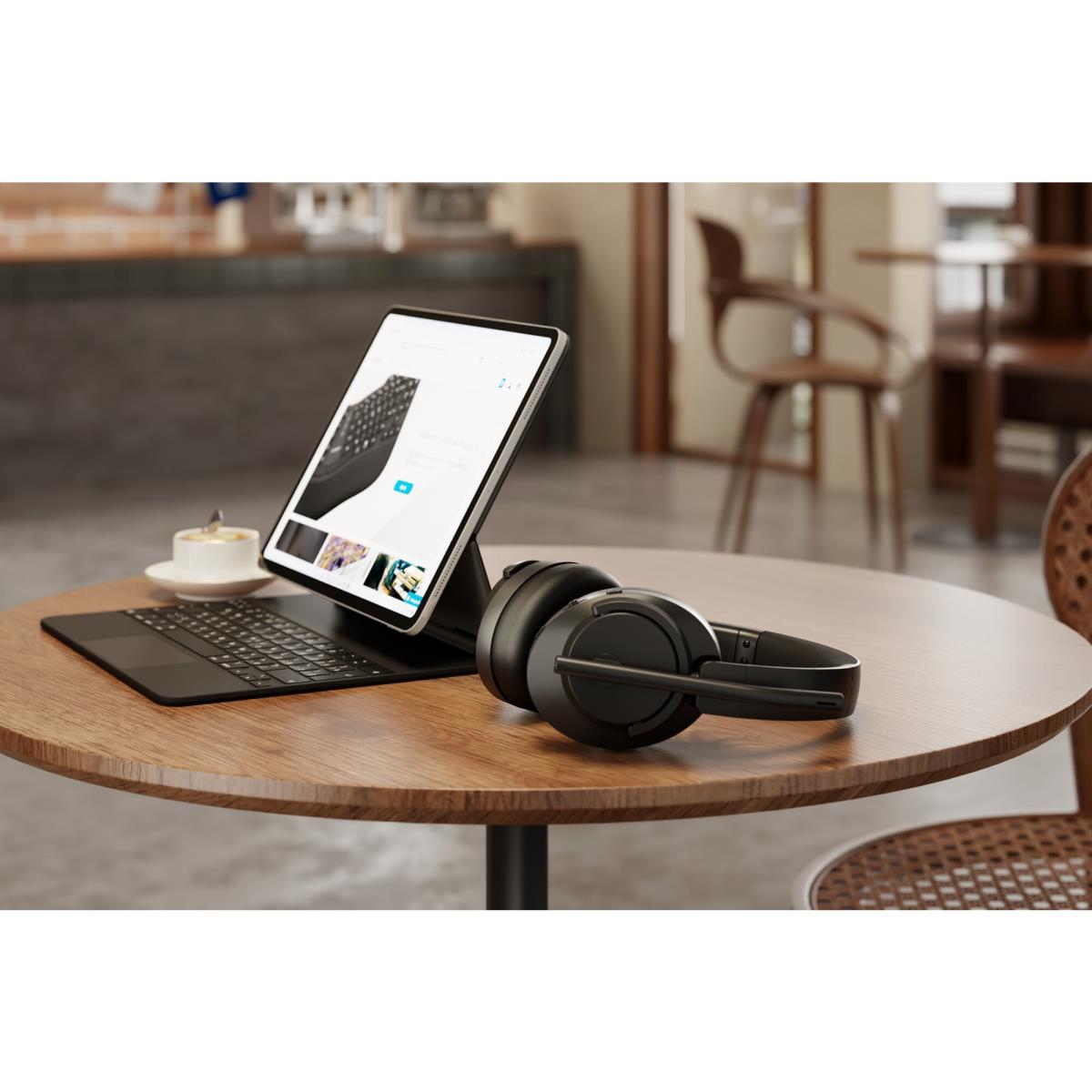 EU Product - Headset Over-Ear C3550 EQ ANC Bluetooth 5.4    sw thumbnail