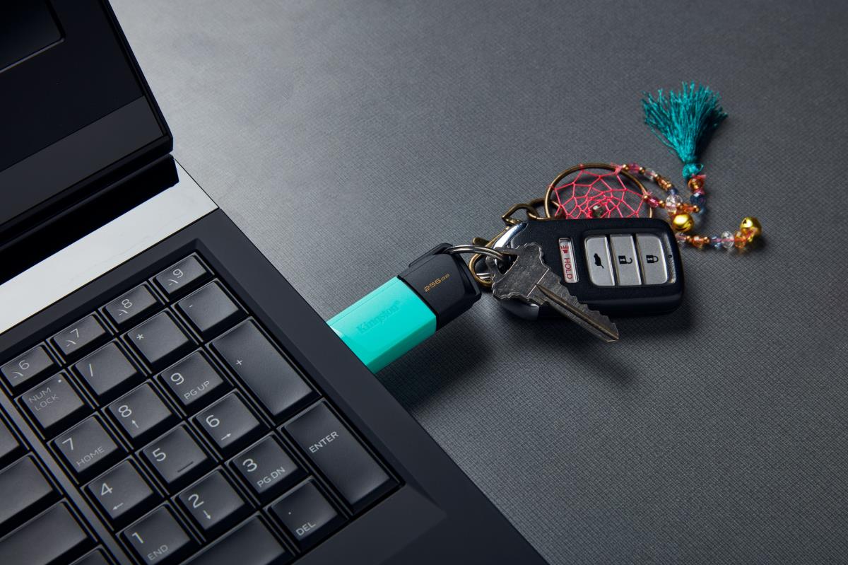 DTI USB 3.0 256GB thumbnail