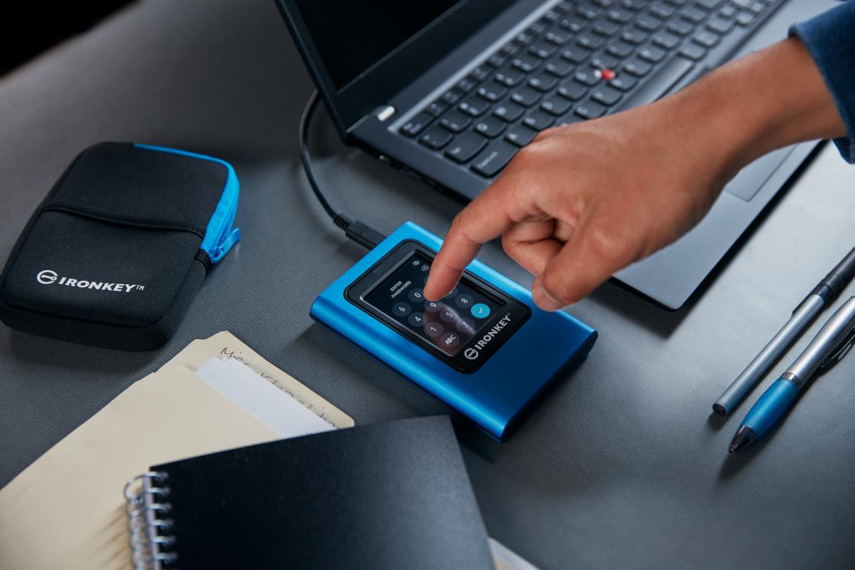 EU Product - IronKey Vault Privacy SSD 80 thumbnail