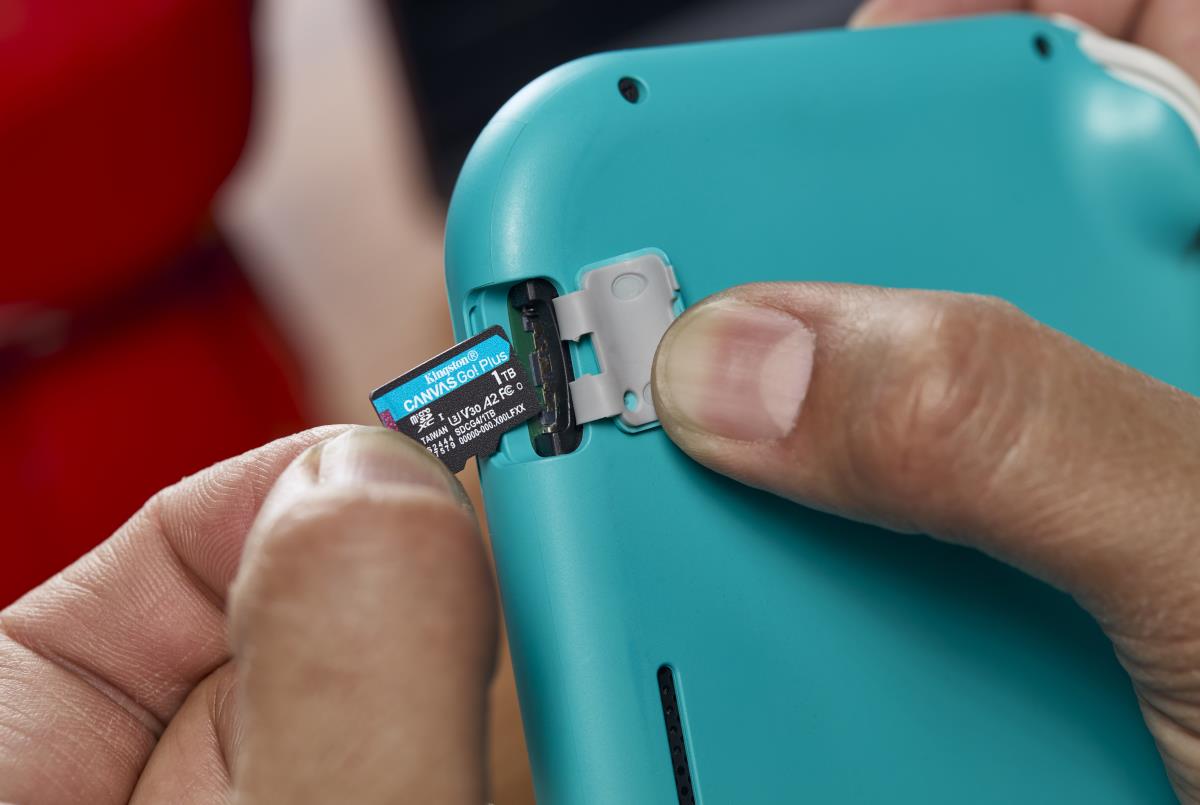 1TB MICROSDXC CARD thumbnail