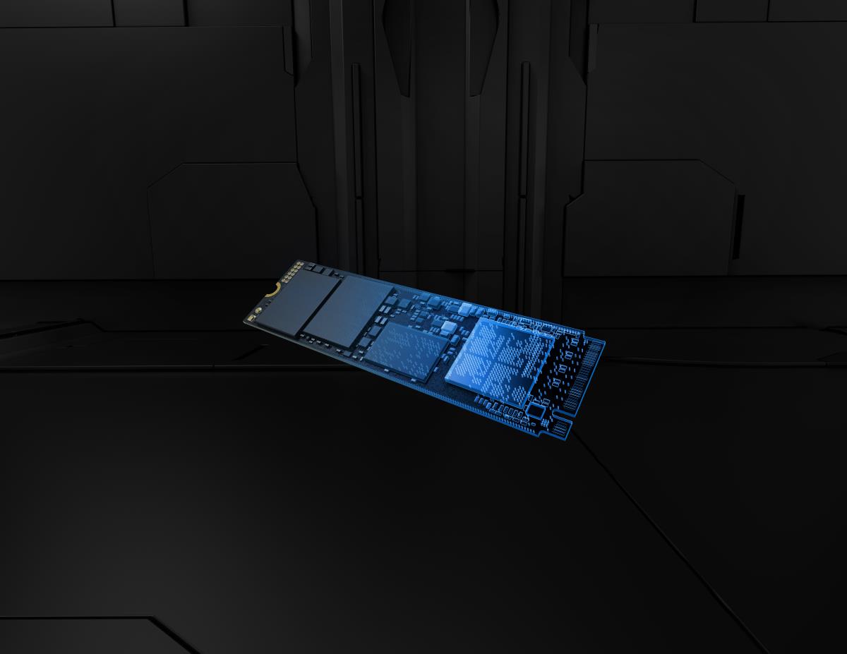 4TB FURY RENEGADE G5 SSD thumbnail
