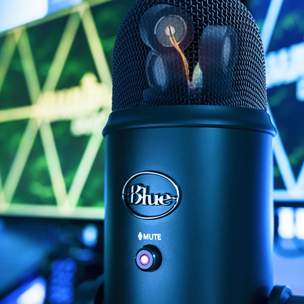 BLUE YETI thumbnail