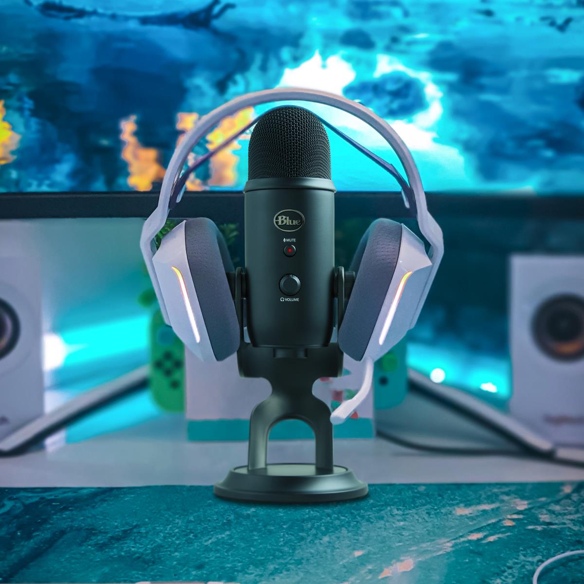 BLUE YETI thumbnail