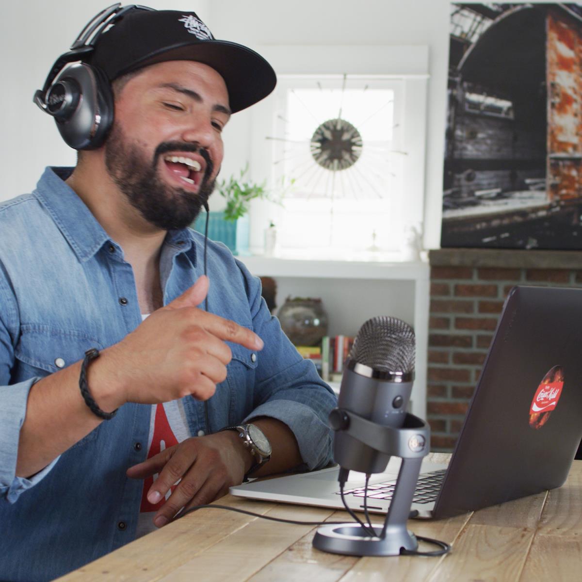 BLUE YETI NANO thumbnail