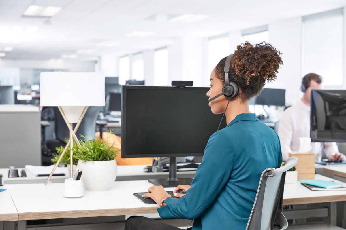 EU Product - Zone Wired MS Teams Headset - Headset - 16 KHz thumbnail