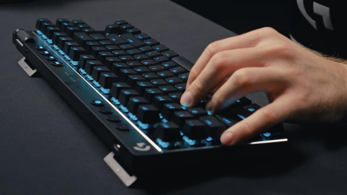 EU Product - G PRO X TKL, Kabellos, RF Wireless+ Bluetooth, Mechanischer Switch, QWERTY, RGB-LED, Schwarz thumbnail