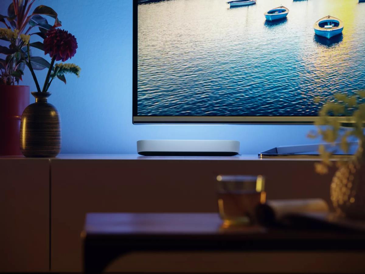 EU Product - White & Color Ambiance Play Lightbar Erweiterung wei thumbnail