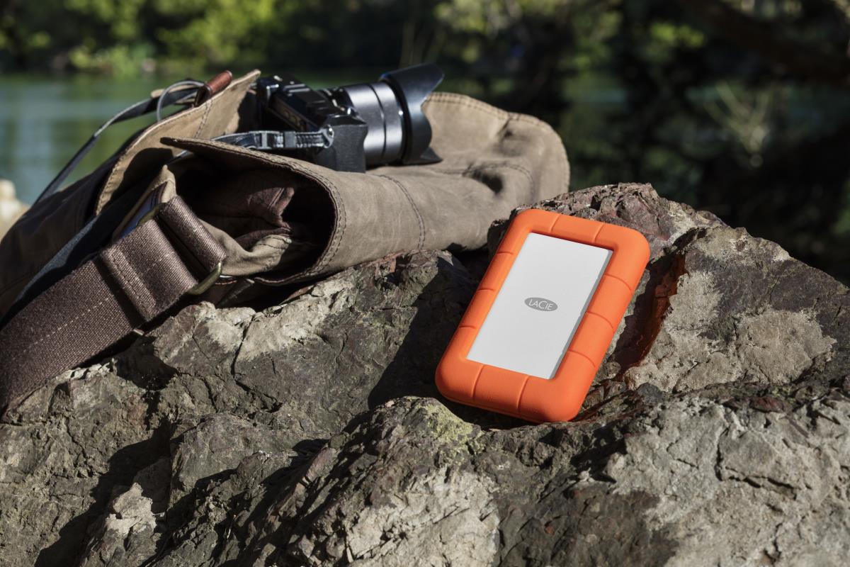 Rugged Secure STFR2000403 - Hard drive - encrypted - 2 TB - external (portable) - USB 3.1 Gen 1 (USB-C connector) - 256-bit AES - with 2 years Rescue Data Recovery Service Plan thumbnail