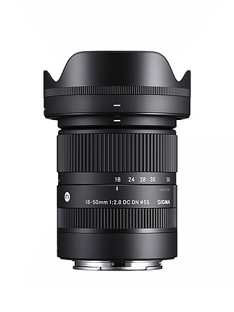 18-50mm f/2.8 DC DN C Lens - Sony E Mount thumbnail