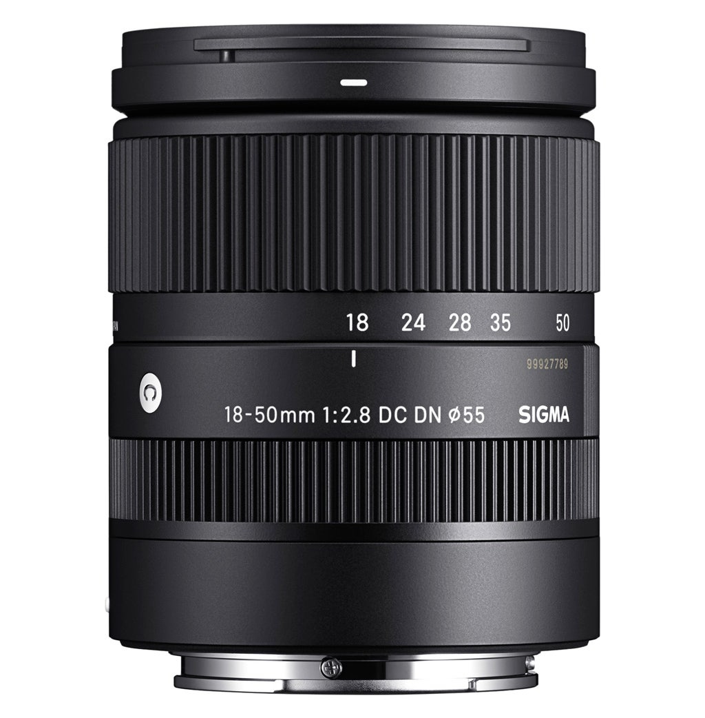 18-50mm f/2.8 DC DN C Lens - Sony E Mount thumbnail