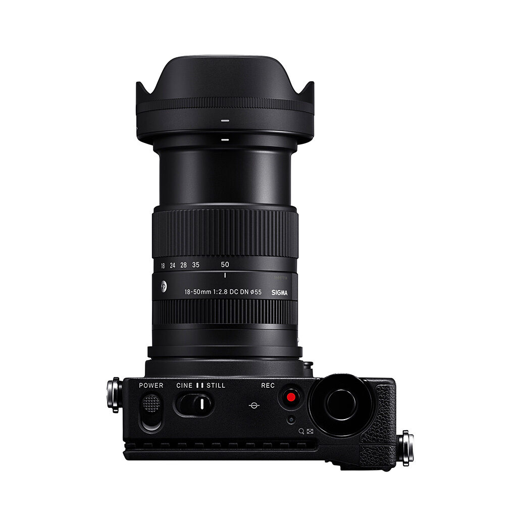18-50mm f/2.8 DC DN C Lens - Fujifilm X Mount thumbnail