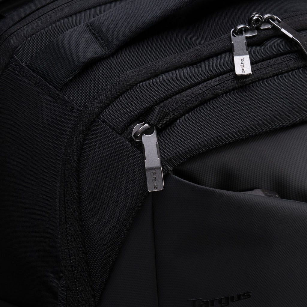 PRO-TEK 16IN TECH BACKPACK BLACK thumbnail