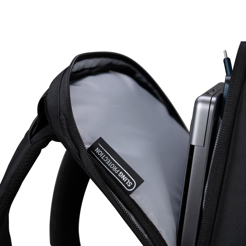 PRO-TEK 16IN TECH BACKPACK BLACK thumbnail