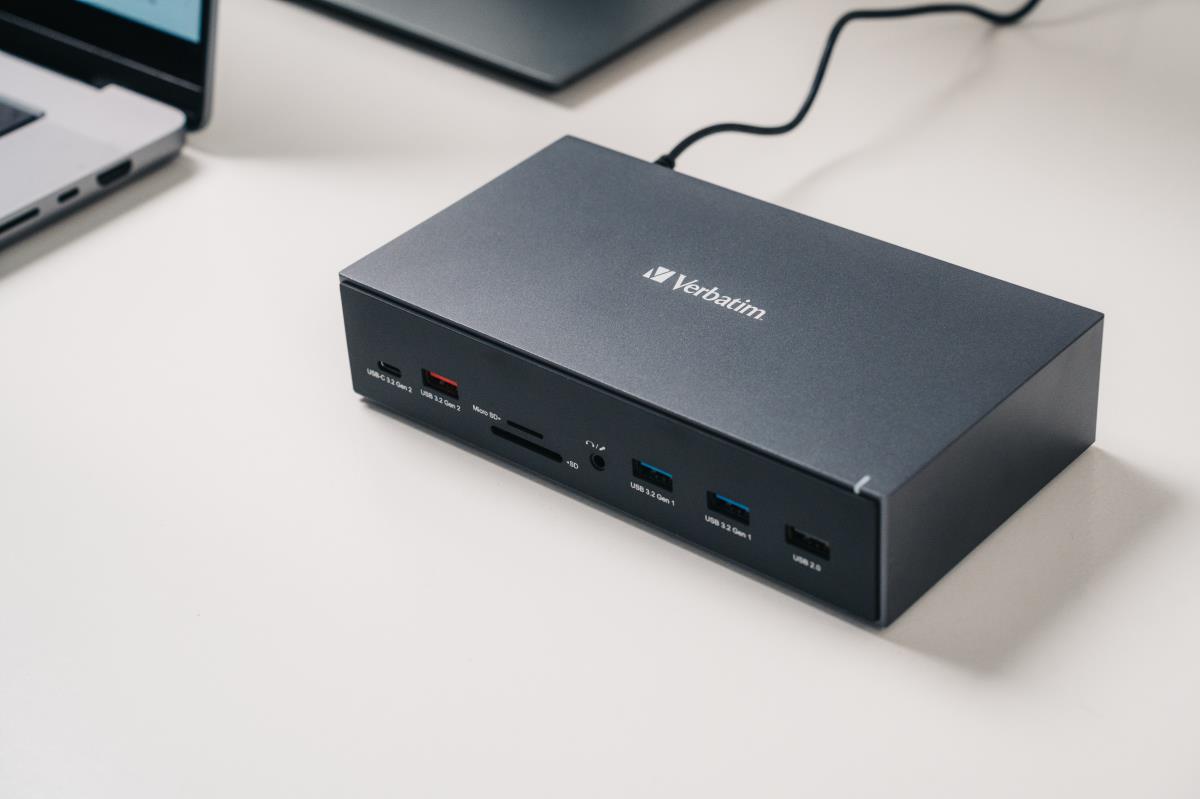 USB-C Pro Docking Station 17 Port CDS-17 thumbnail