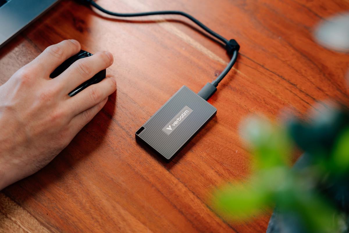Metal Mini SSD USBC 3 G2 512GB thumbnail