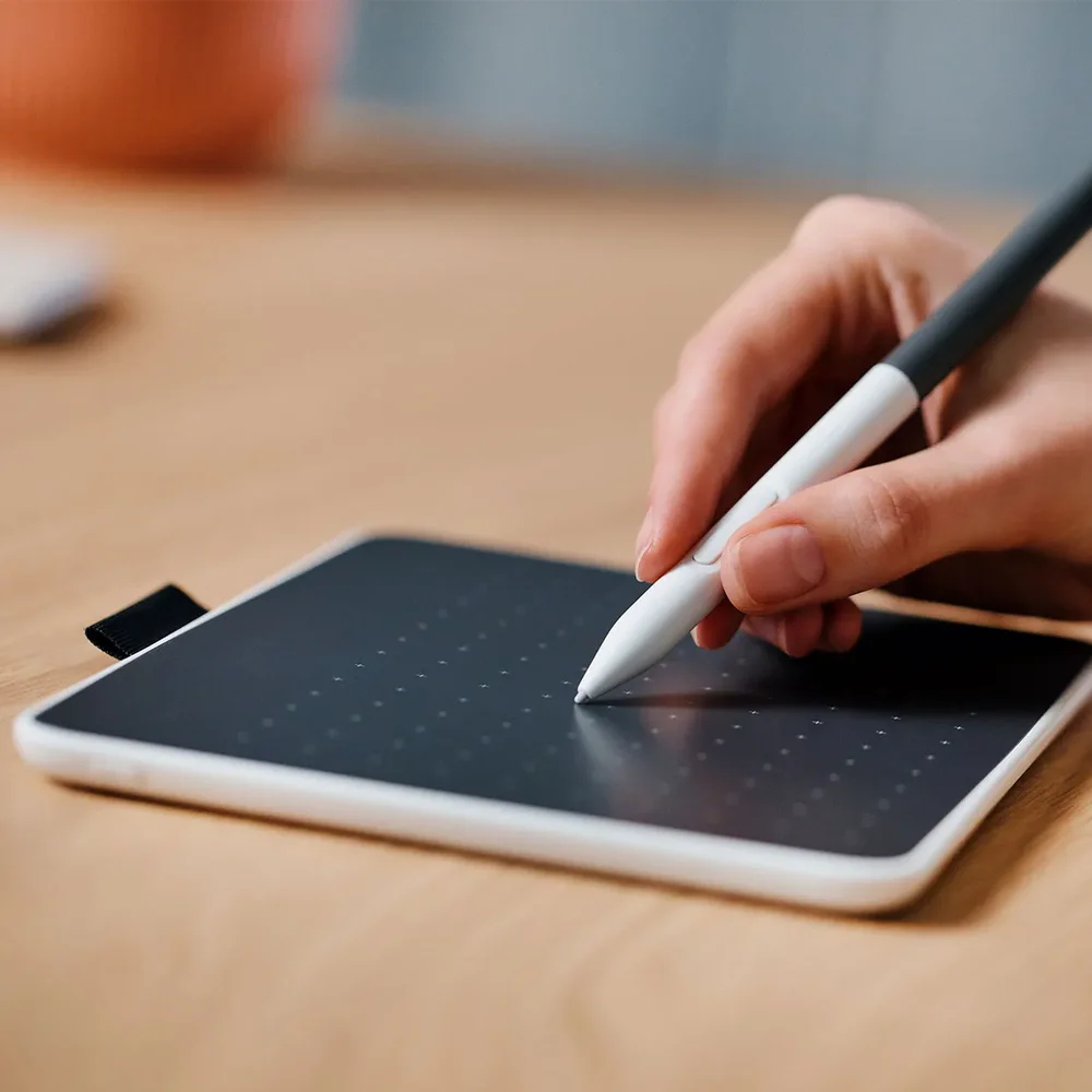 EU Product - ONE M 2023 pen le Medium thumbnail