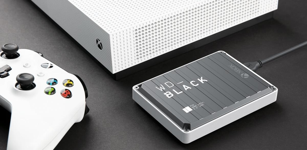 WD_BLACK P10 Game Drive for Xbox One WDBA6U0020BBK - Hard drive - 2 TB - external (portable) - USB 3.2 Gen 1 - black with white trim thumbnail