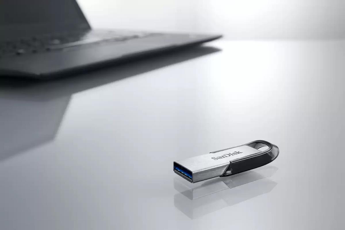 1TB UltraFlair USB thumbnail