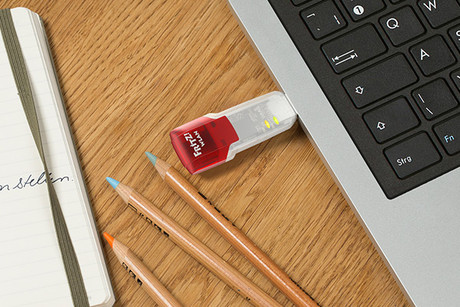 FRITZ!WLAN Stick AC 860 Edition International thumbnail