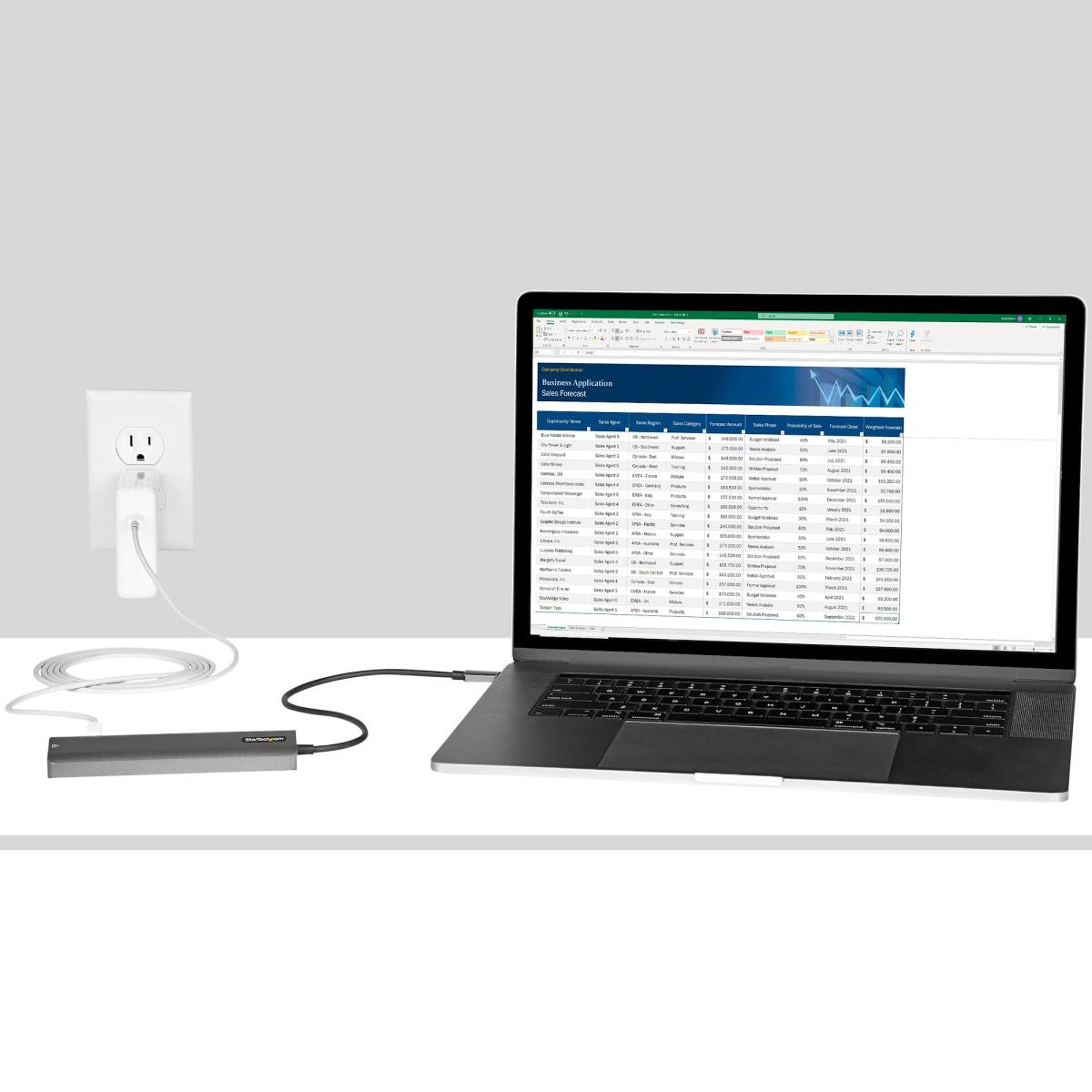 USB-C MULTIPORT ADAPTER HUB thumbnail